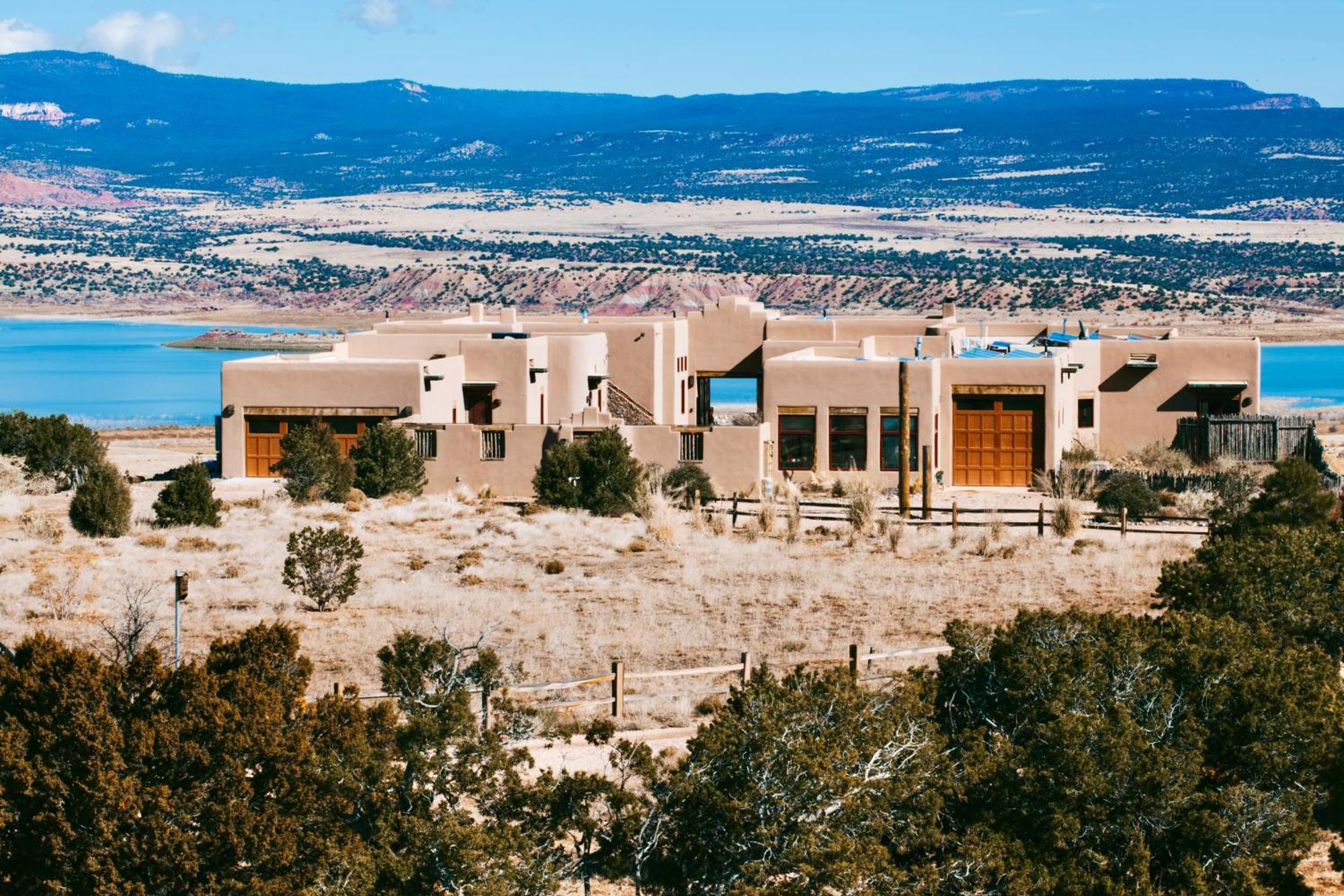 The Grand Hacienda Inn With Breakfast Abiquiu 외부 사진